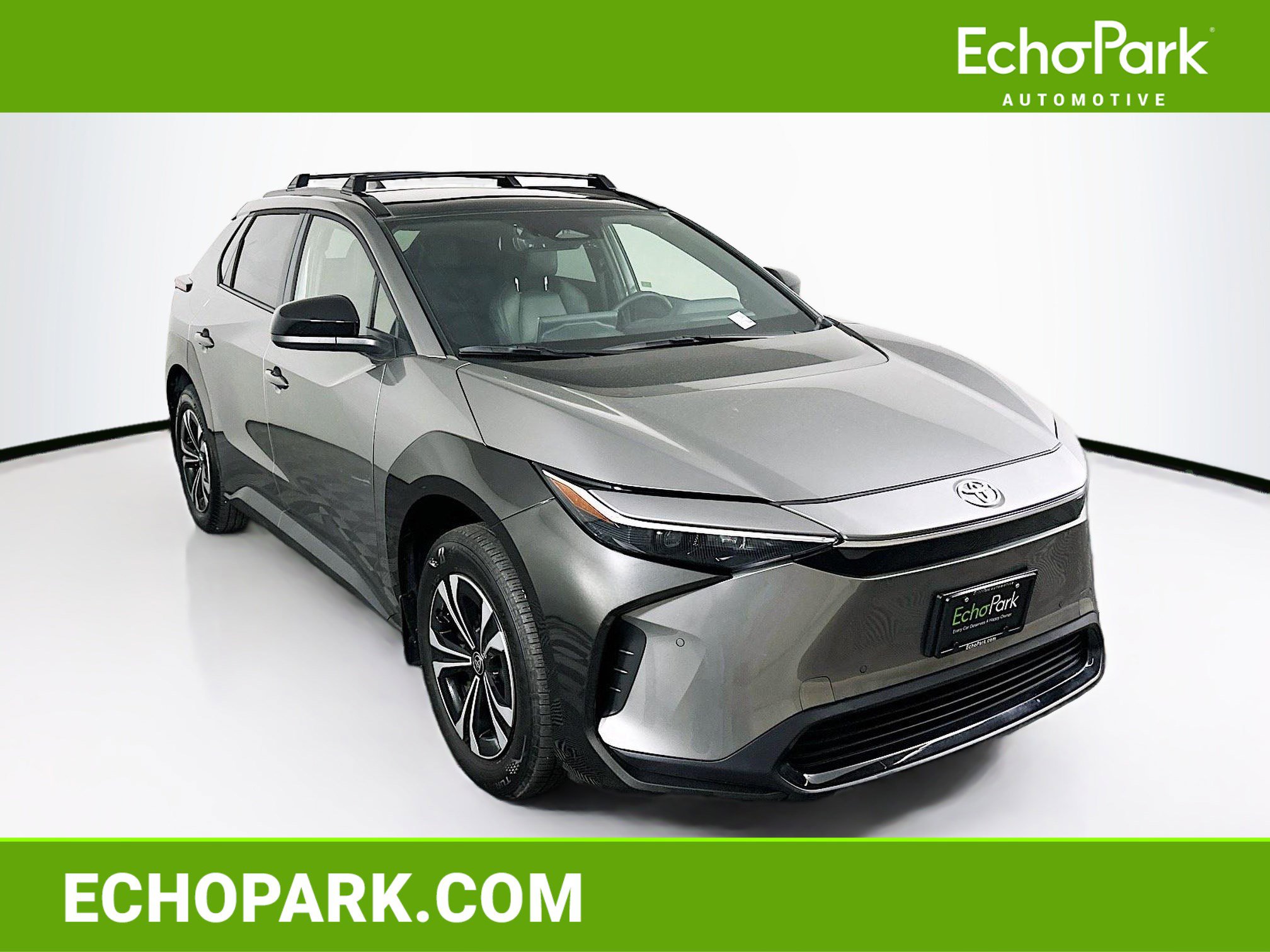 Used 2025 Toyota bZ4X FWD image 1