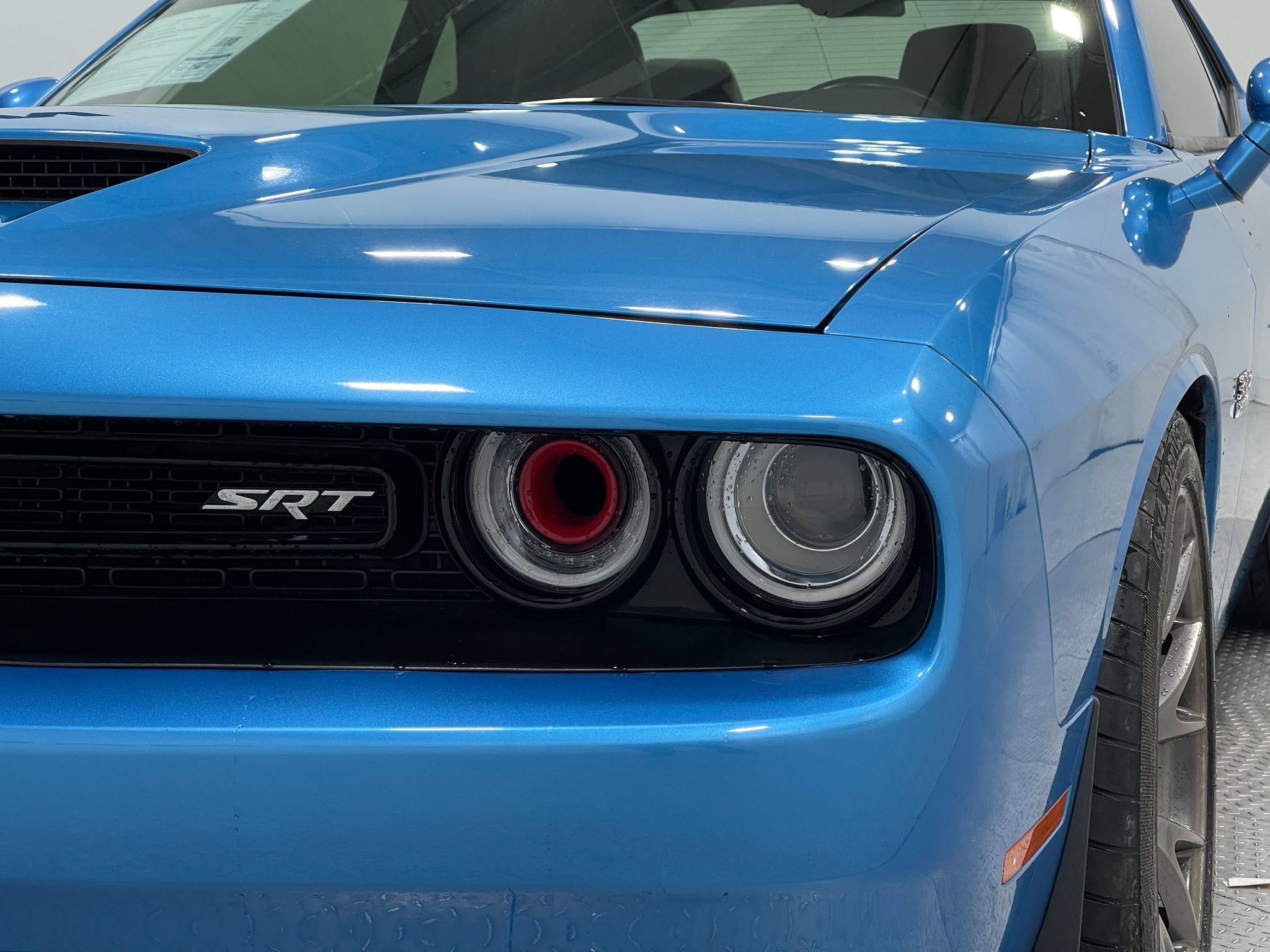 Used 2016 Dodge Challenger SRT w/ Technology Group image 33