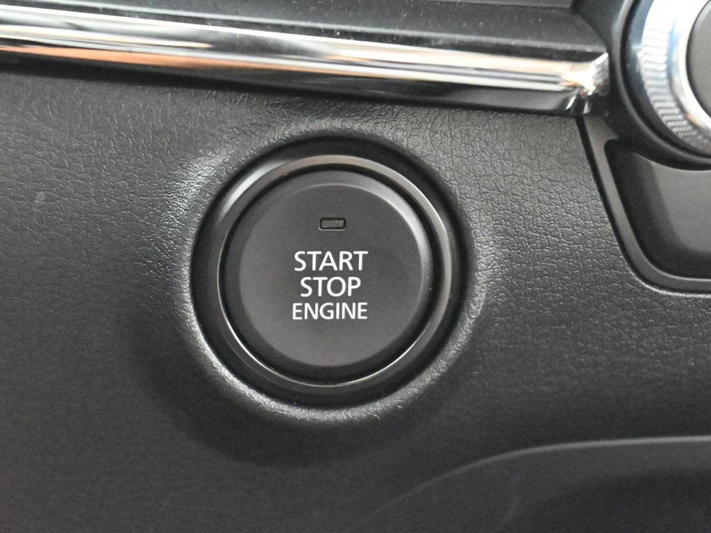 Used 2025 MAZDA MAZDA3 s image 31