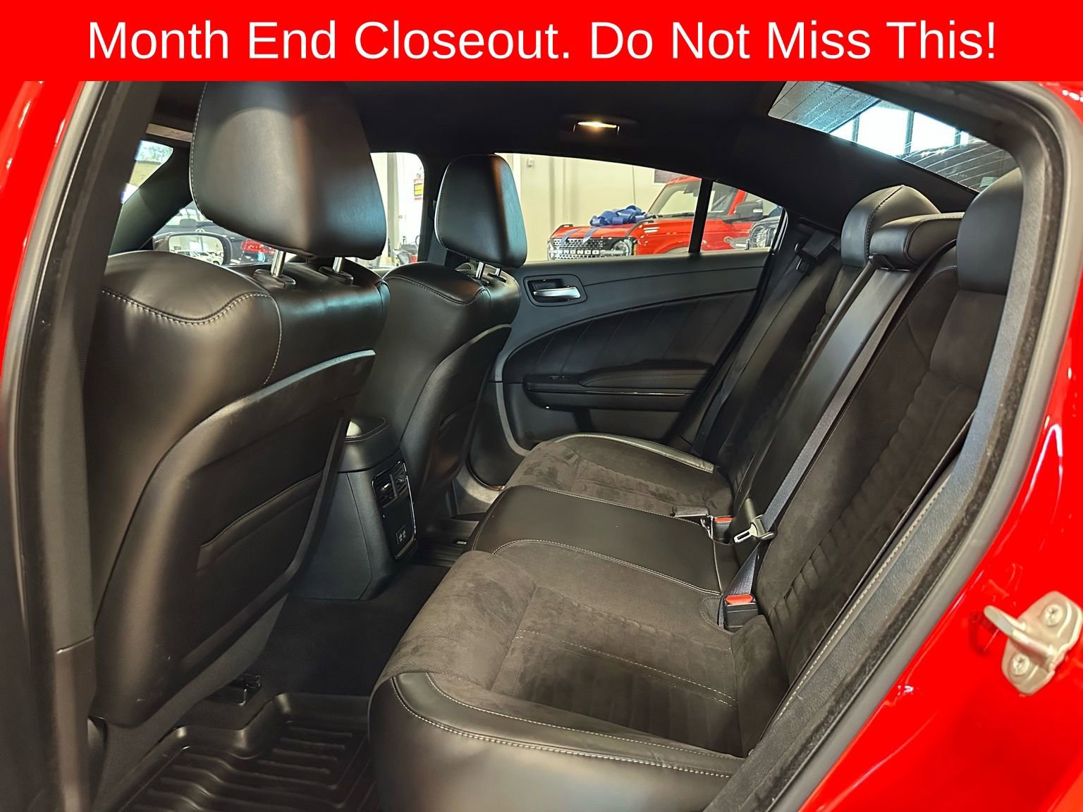 Used 2023 Dodge Charger Scat Pack w/ Daytona Edition Group image 39