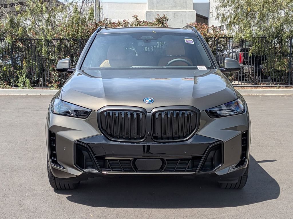 New 2026 BMW X5 xDrive50e w/ M Sport Package image 4