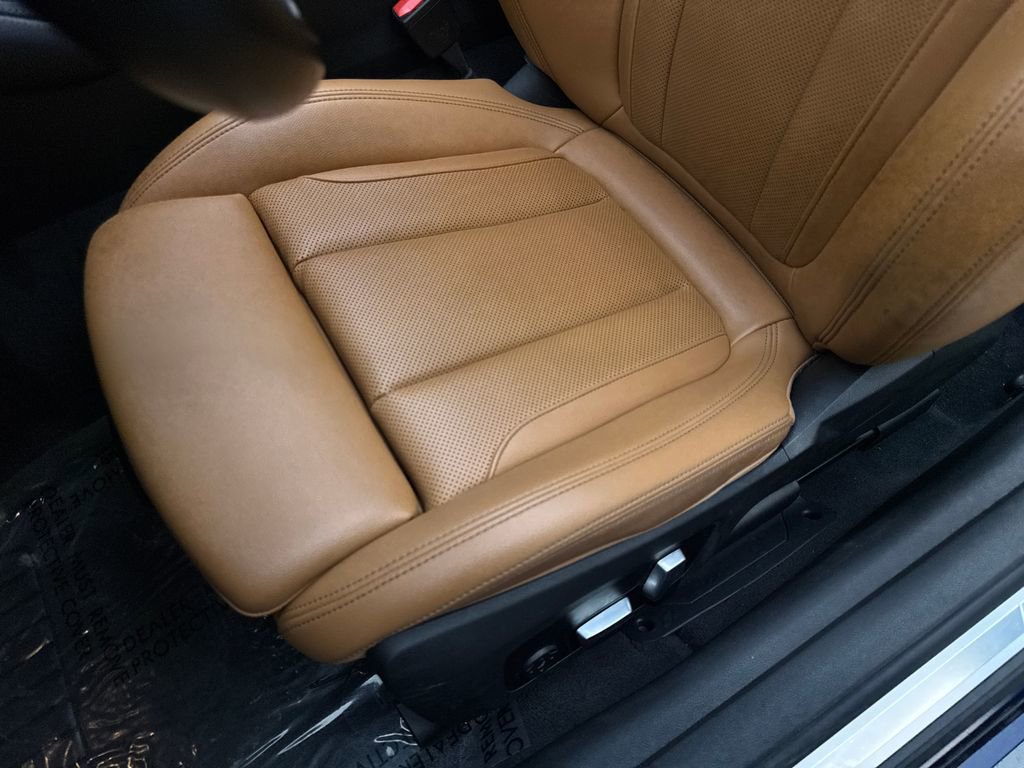 Used 2023 BMW 430i Convertible w/ M Sport Package RWD image 33