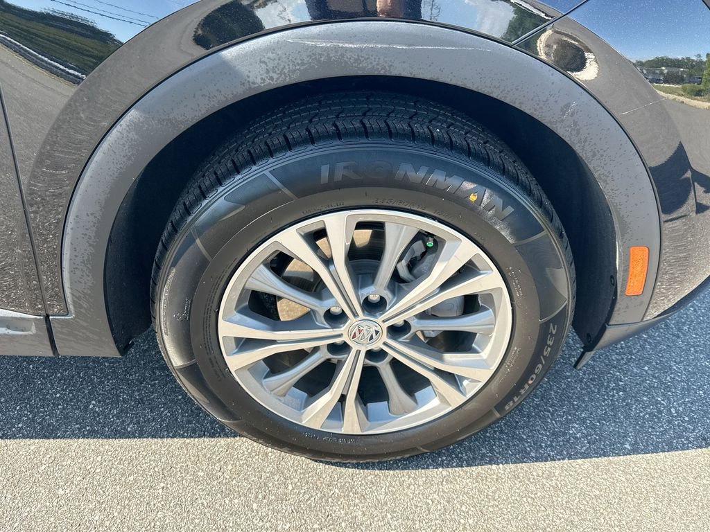 Certified 2022 Buick Envision Preferred FWD image 28