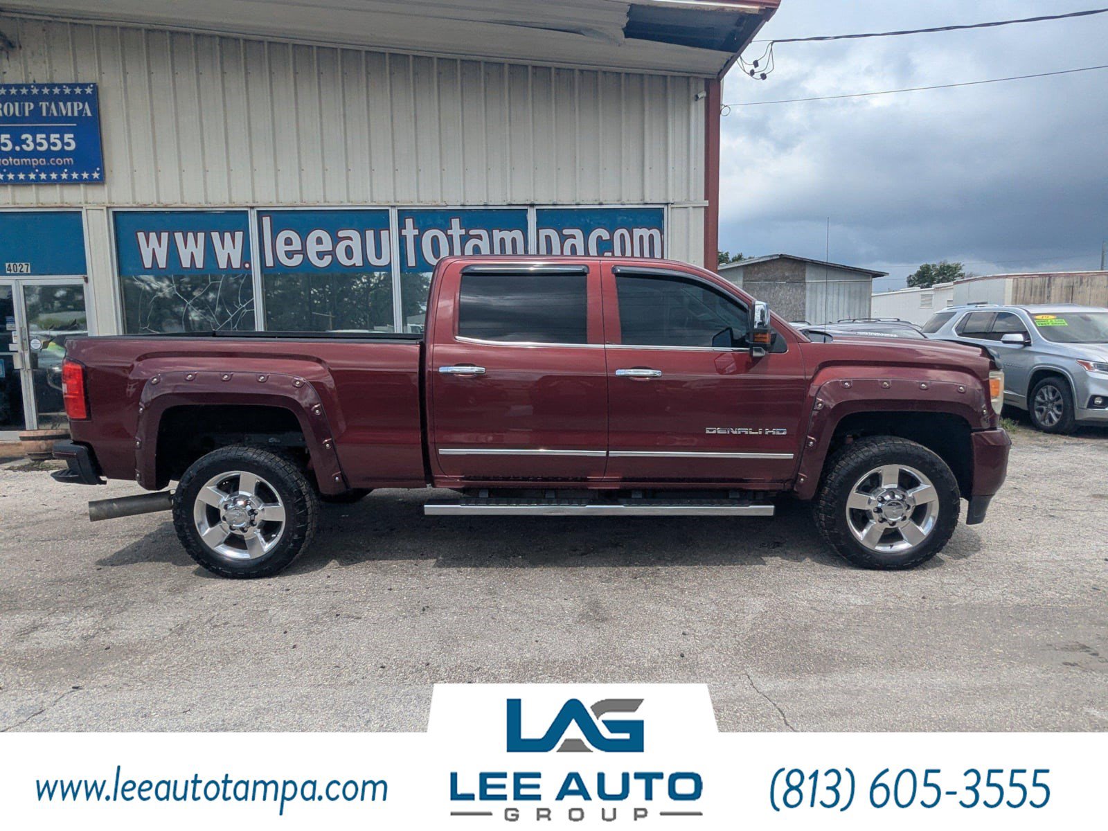 Used 2016 GMC Sierra 2500 Denali w/ Duramax Plus Package AWD/4WD image 3