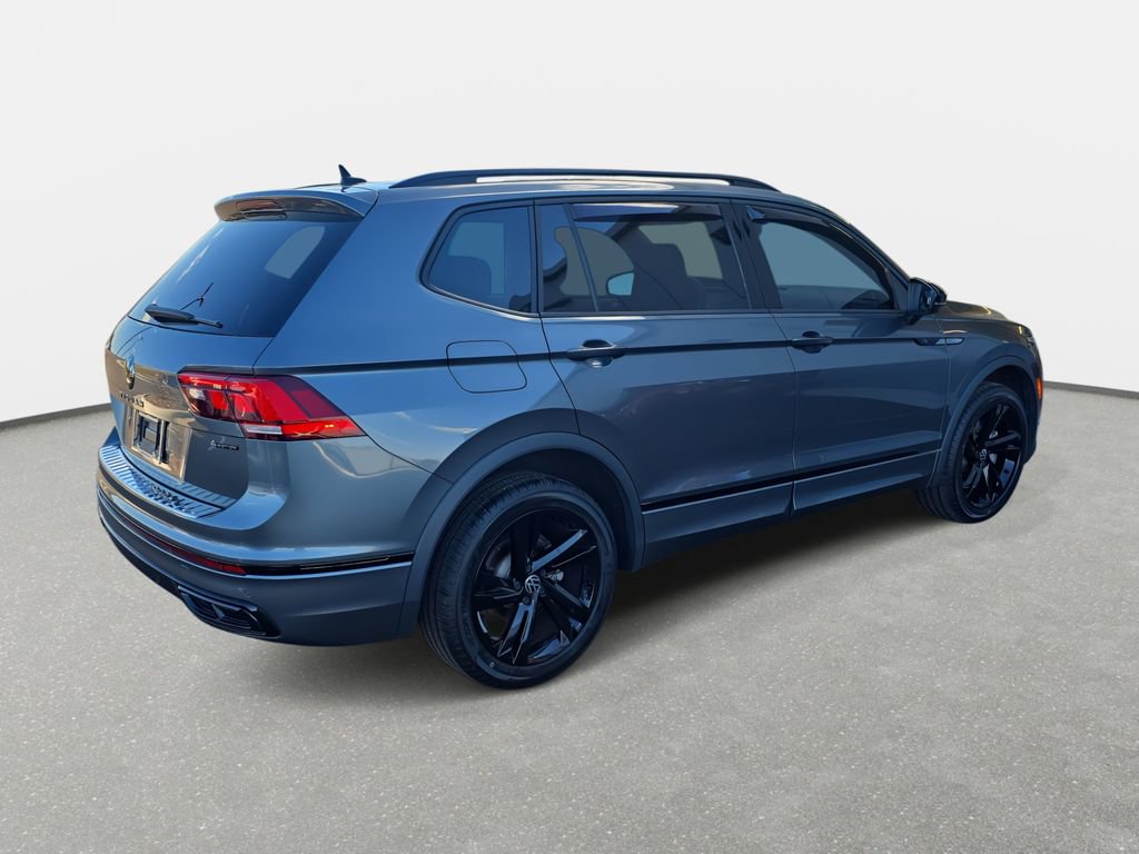 Certified 2023 Volkswagen Tiguan SE R-Line AWD/4WD image 5