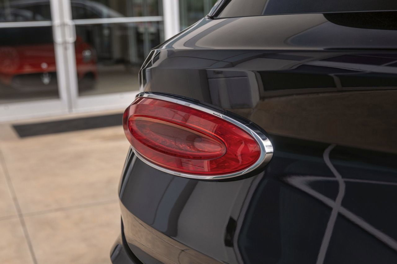 Used 2021 Bentley Bentayga AWD/4WD image 10
