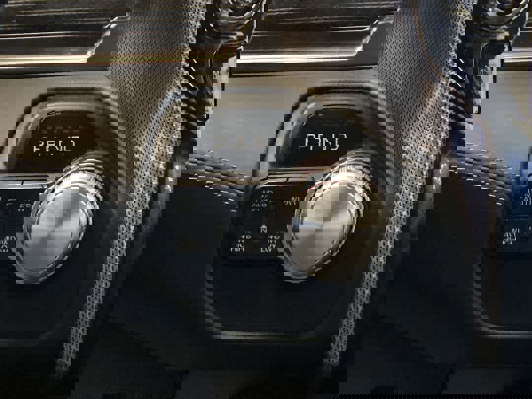 Used 2020 RAM 1500 Limited w/ Body-Colour Bumper Group image 23