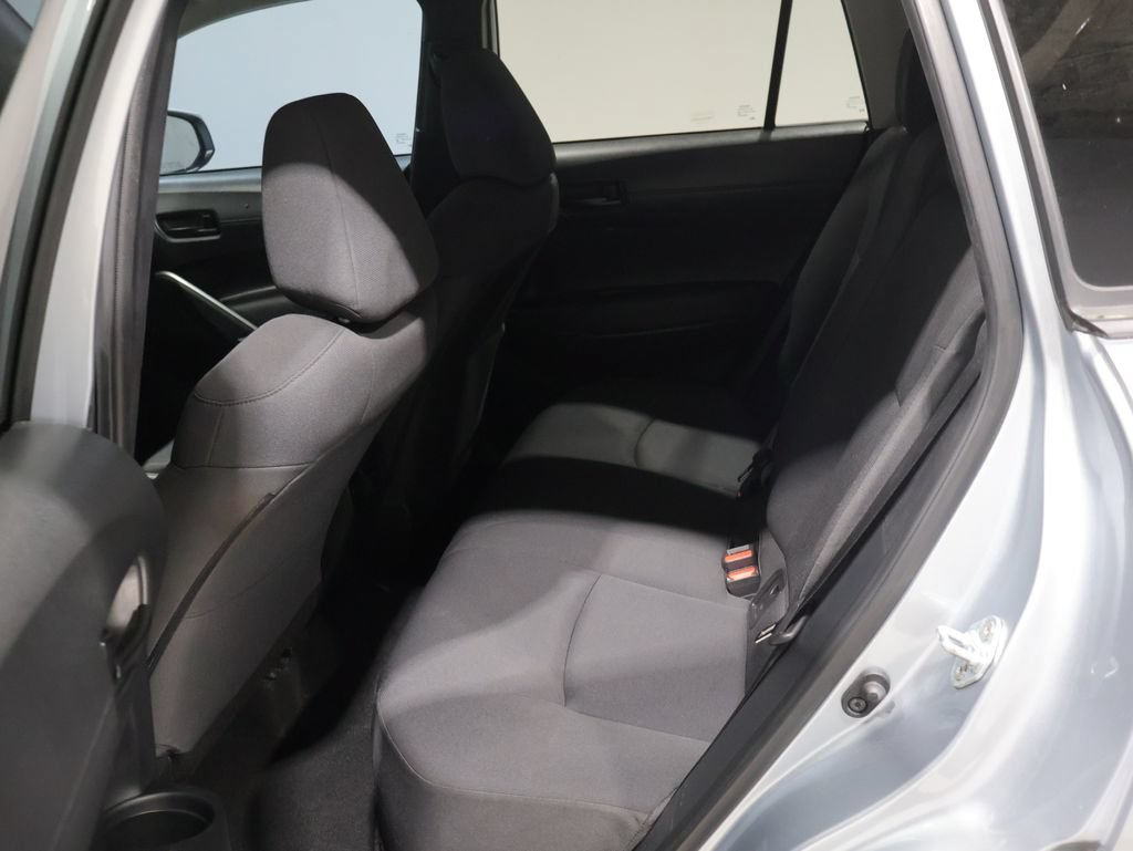 Used 2023 Toyota Corolla Cross LE w/ Moonroof Package AWD/4WD image 18