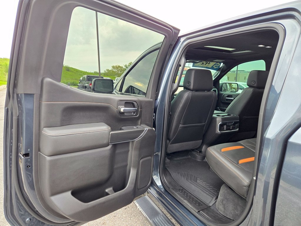 Used 2020 GMC Sierra 1500 AT4 w/ AT4 Premium Package AWD/4WD image 28