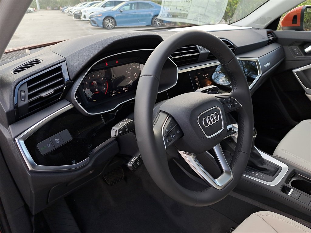 New 2025 Audi Q3 2.0T Premium Plus image 8