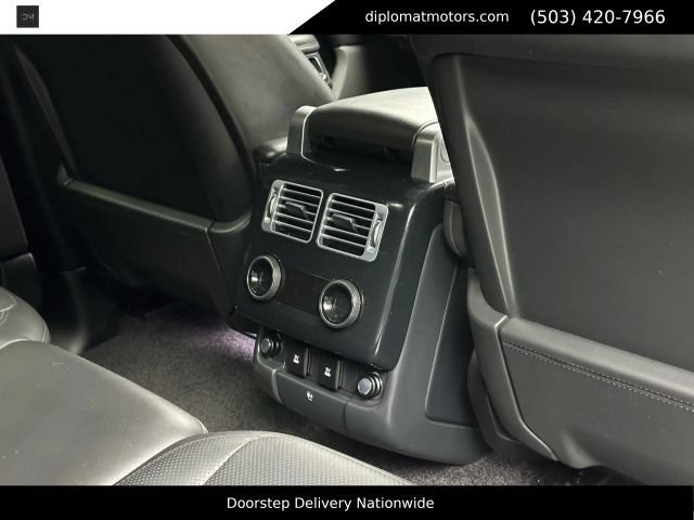 Used 2019 Land Rover Range Rover Supercharged AWD/4WD image 23