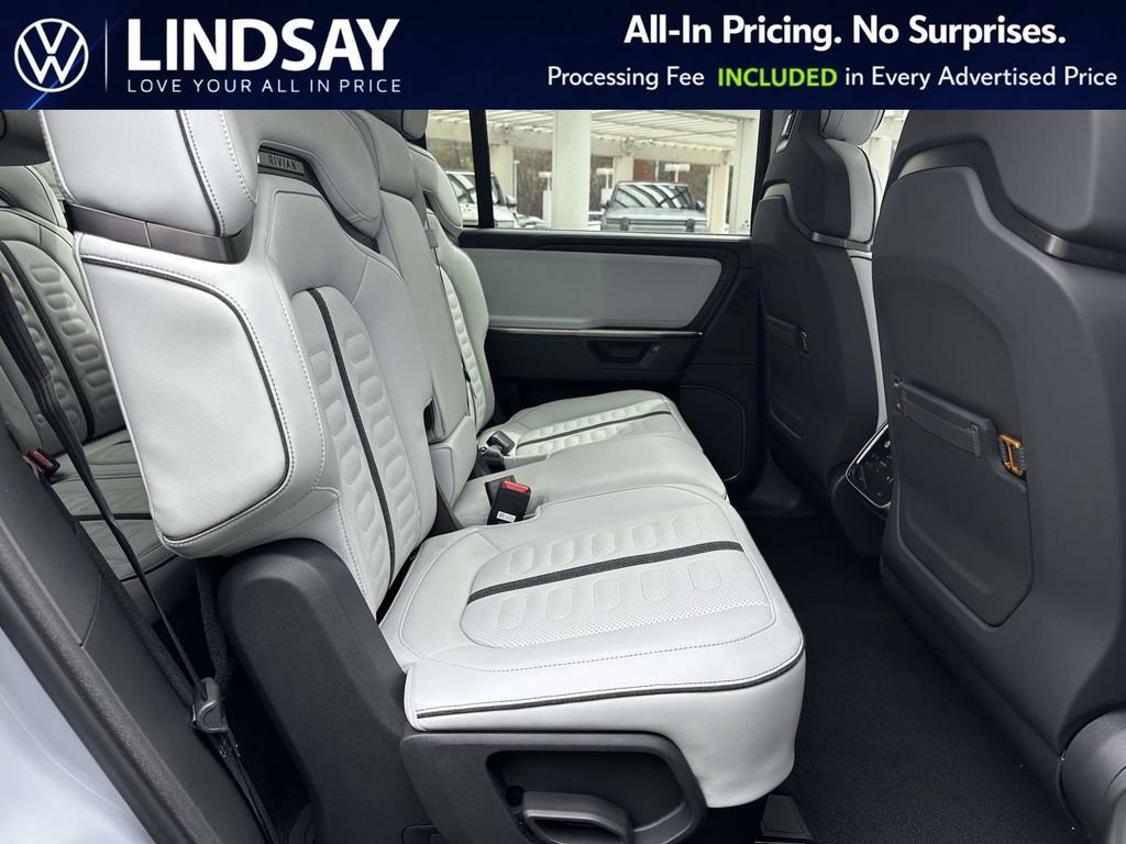 Used 2025 Rivian R1S Adventure AWD/4WD image 13