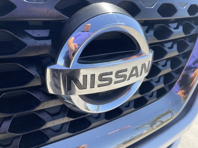 Used 2019 Nissan Kicks SR FWD image 29