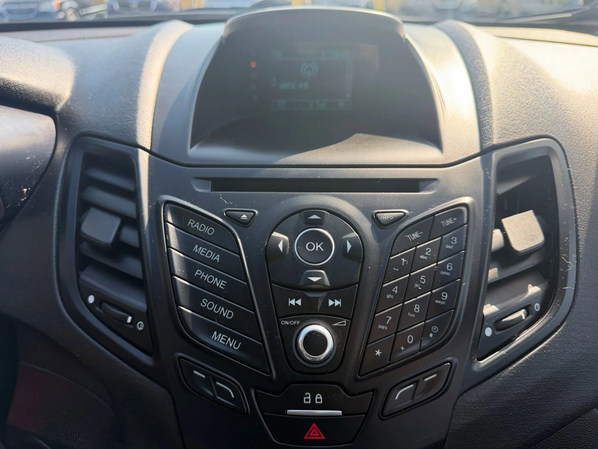 Used 2015 Ford Fiesta SE w/ Comfort Package FWD image 20