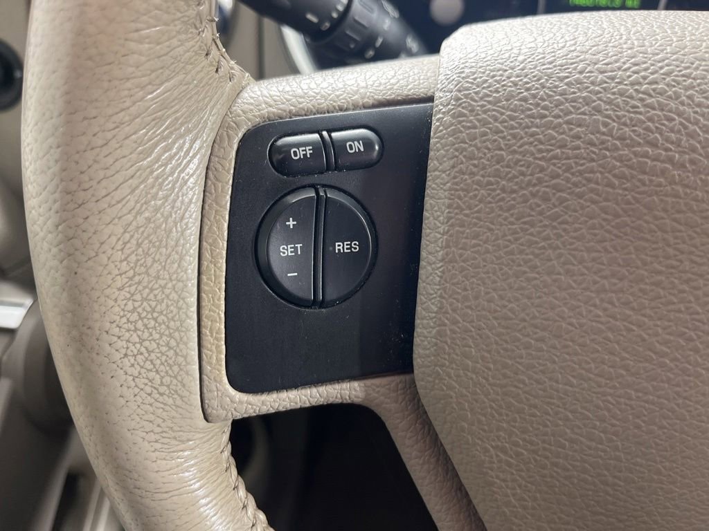 Used 2006 Ford Explorer XLT AWD/4WD image 25