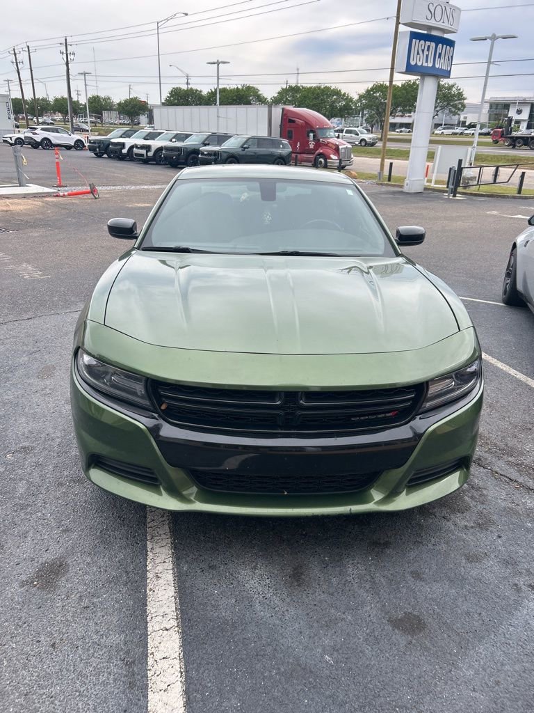 Used 2021 Dodge Charger SXT w/ Blacktop Package image 10