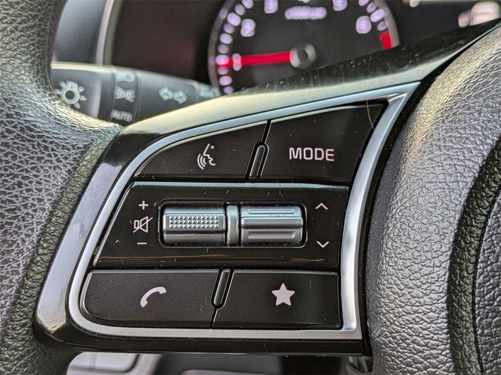 Used 2024 Kia Forte LXS image 22