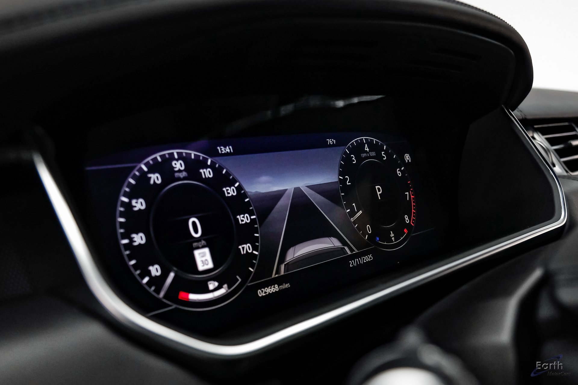 Used 2020 Land Rover Range Rover Autobiography image 31