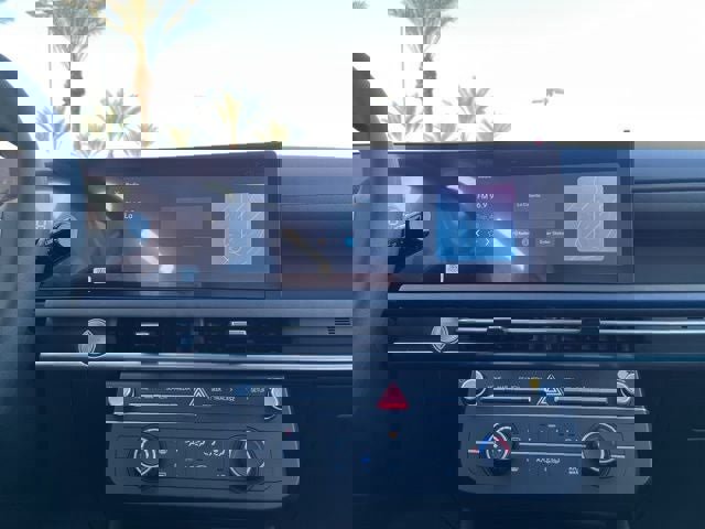 New 2026 Hyundai Tucson SE image 11