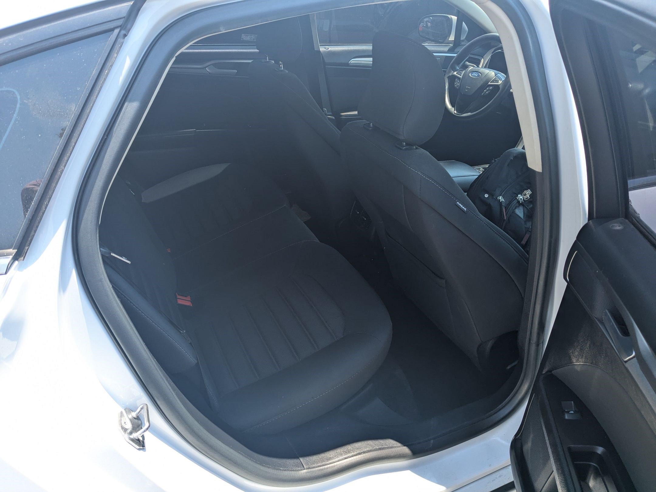 Used 2017 Ford Fusion SE w/ Fusion SE Technology Package FWD image 28