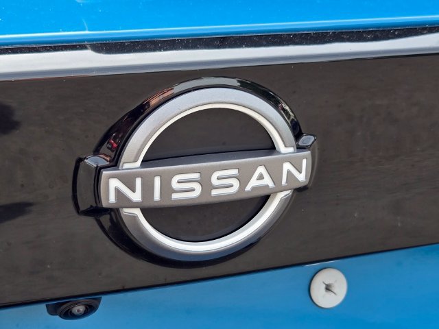 Used 2025 Nissan Kicks SR AWD/4WD image 17