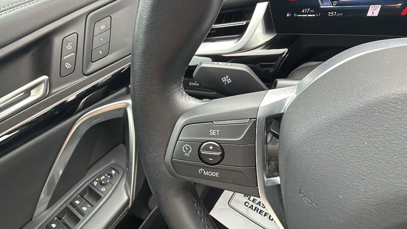 Used 2025 BMW X1 xDrive28i AWD/4WD image 17