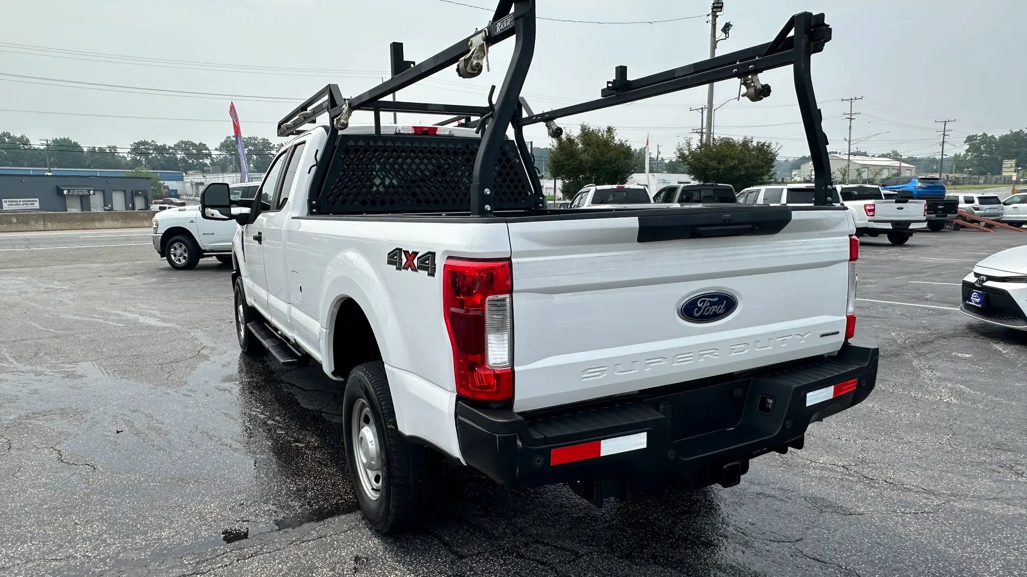 Used 2019 Ford F250 XL w/ Power Equipment Group AWD/4WD image 8