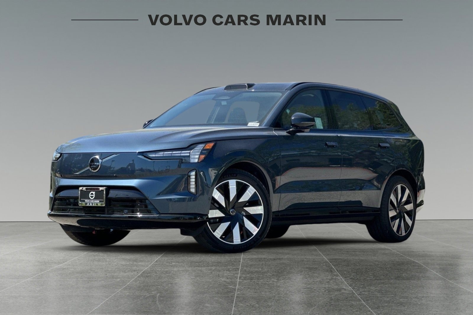 New 2025 Volvo EX90 Ultra image 1