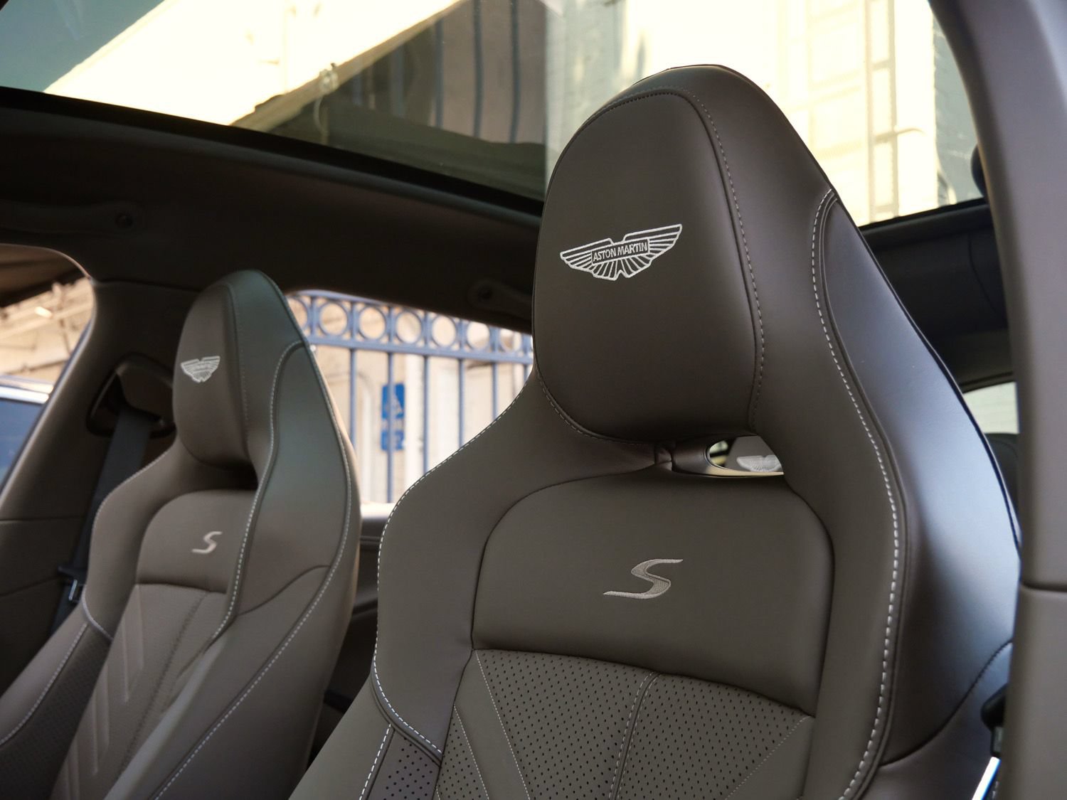 New 2026 Aston Martin DBX S AWD/4WD image 5