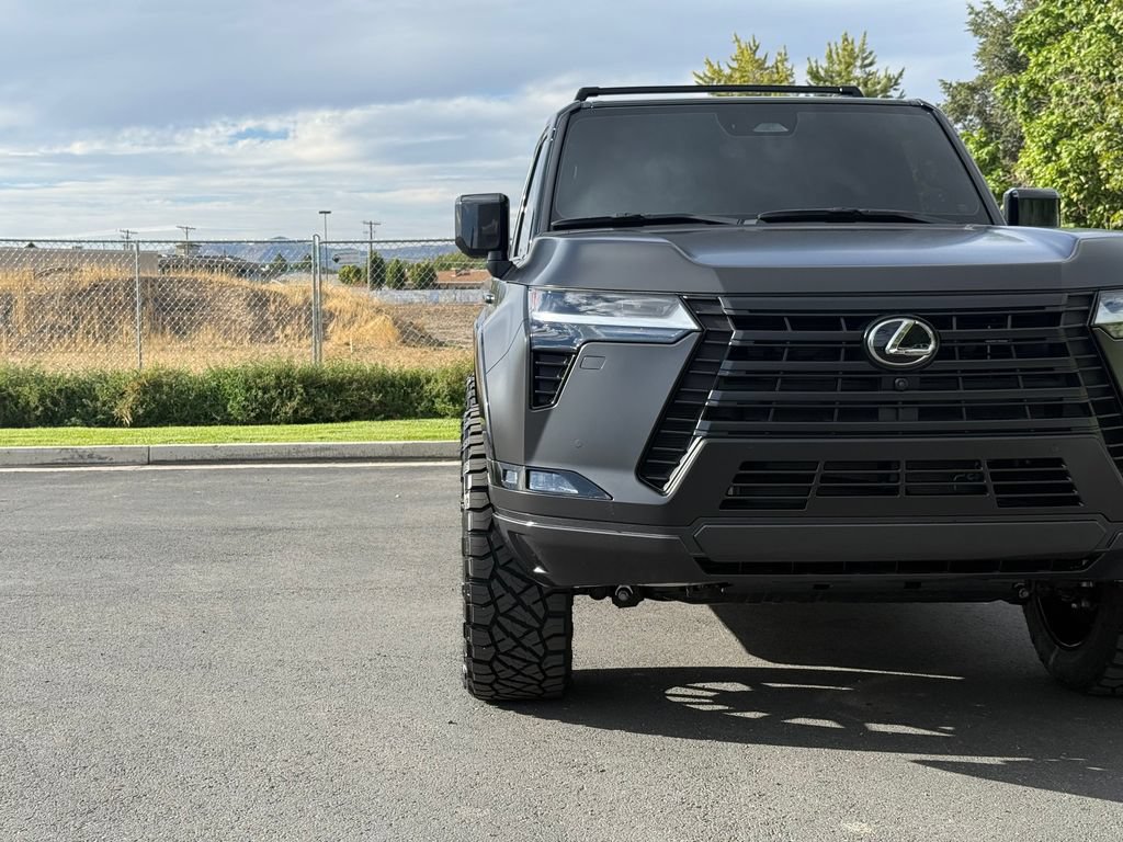 Used 2026 Lexus GX 550 w/ Accessory Package (ZB) AWD/4WD image 5