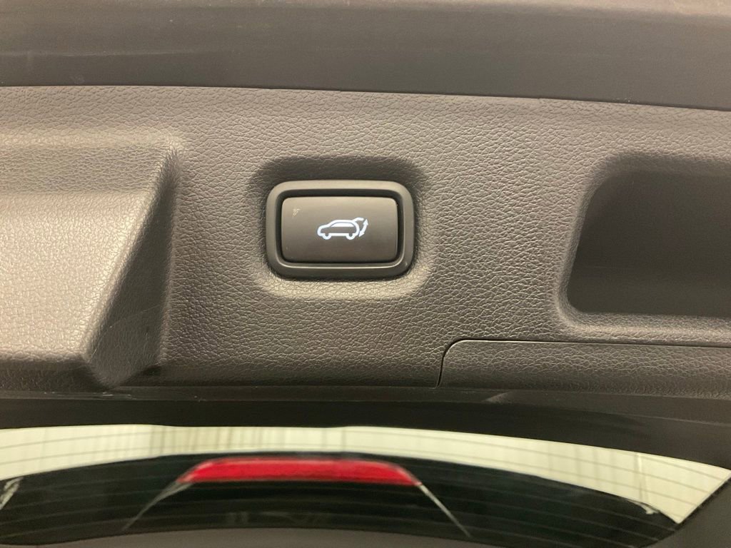 Used 2023 Hyundai Santa Fe SEL w/ Premium Package image 25