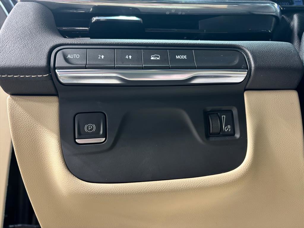 Used 2023 Cadillac Escalade Premium Luxury image 23