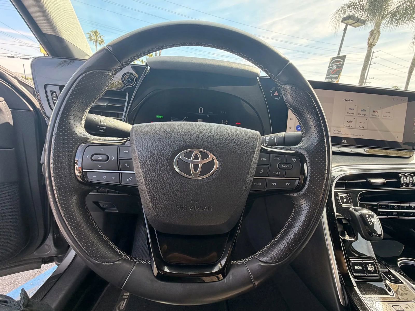 Used 2023 Toyota Mirai w/ Advanced Technology Package RWD image 18