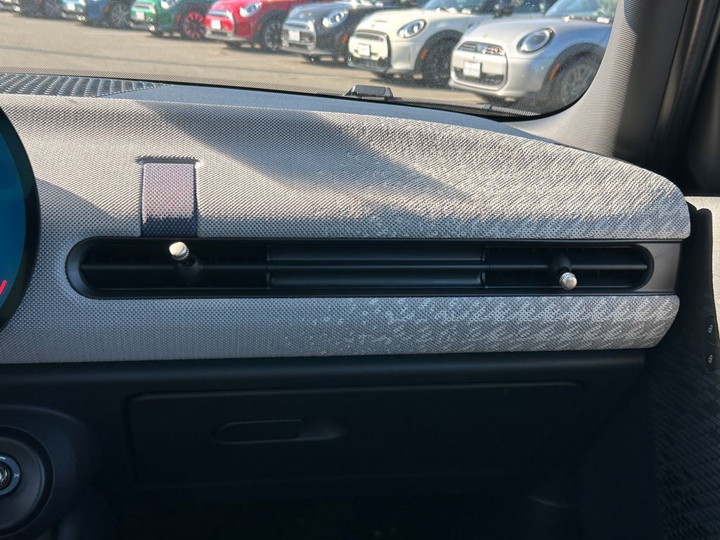 Used 2025 MINI Cooper S image 25