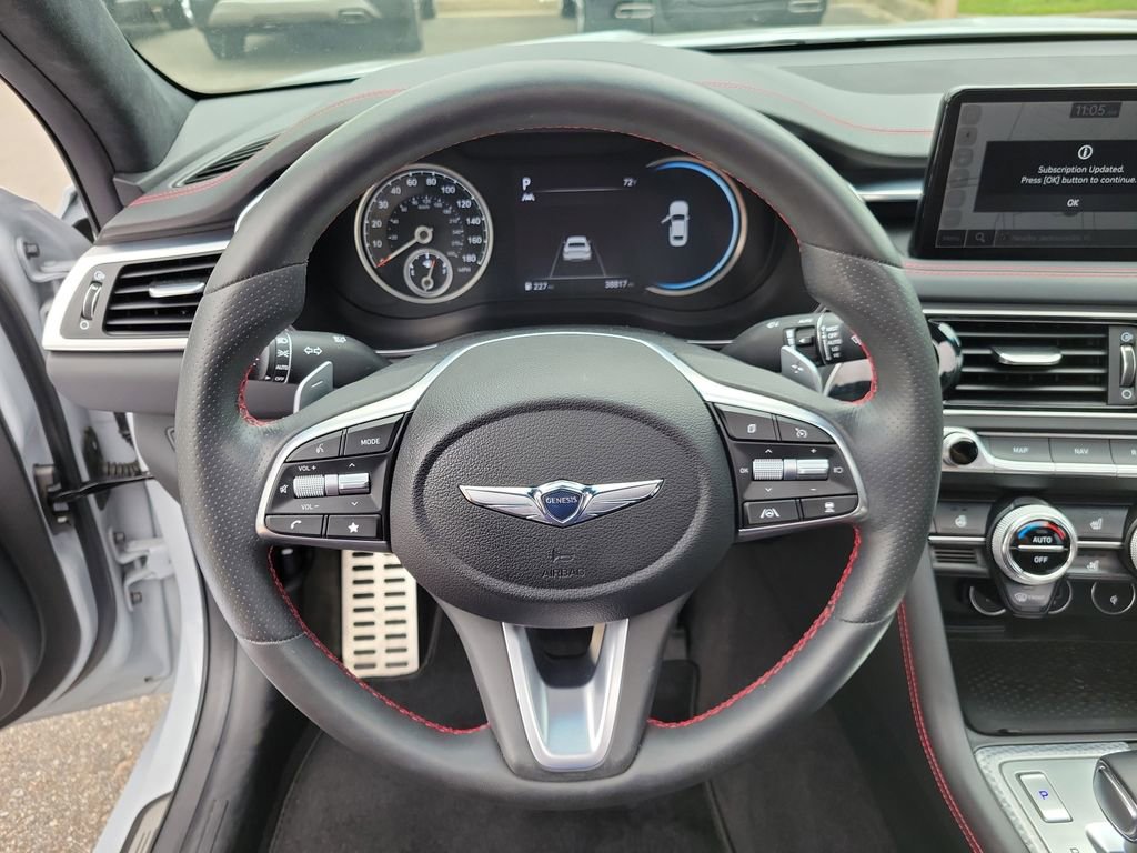 Used 2022 Genesis G70 3.3T RWD image 29