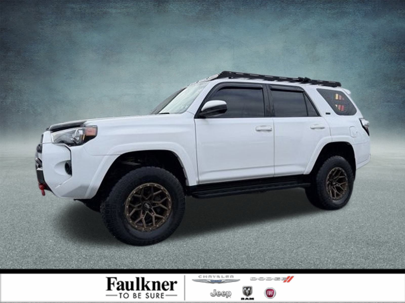 Used 2016 Toyota 4Runner SR5 image 1