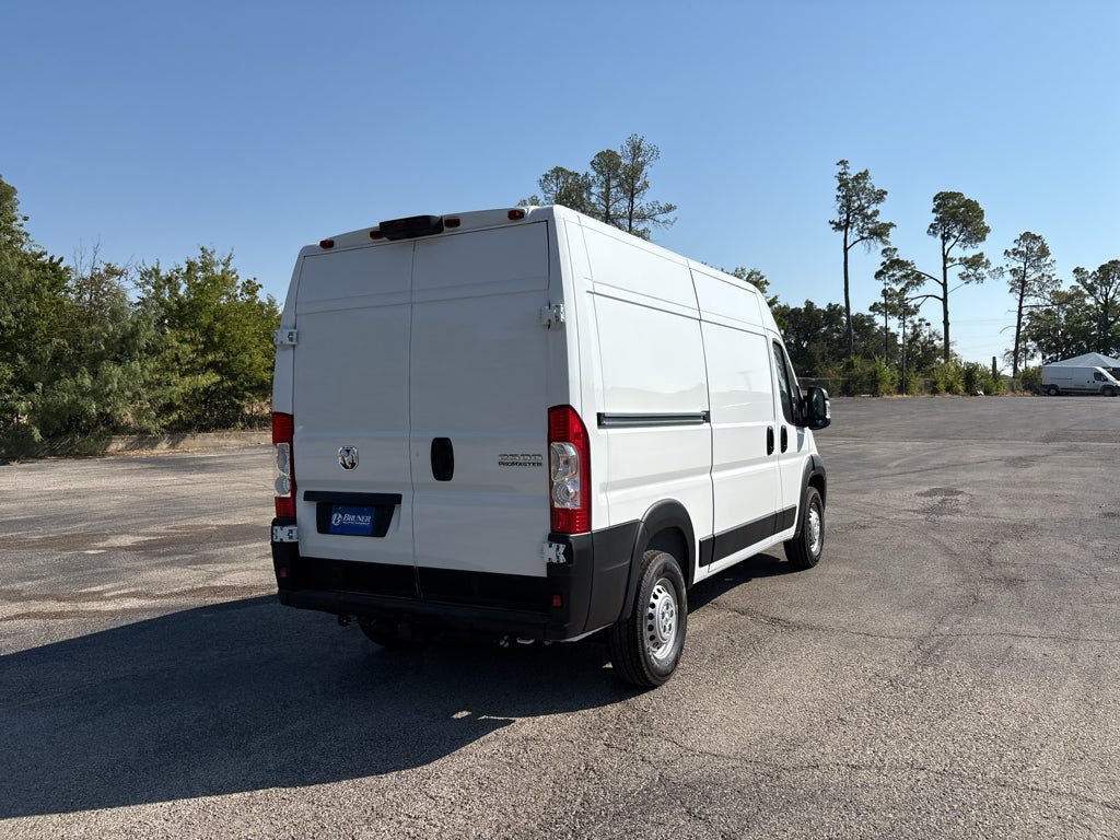 New 2027 RAM ProMaster 2500 FWD image 5