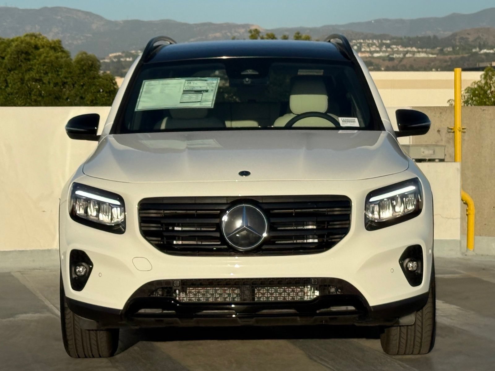 New 2026 Mercedes-Benz GLB 250 image 4