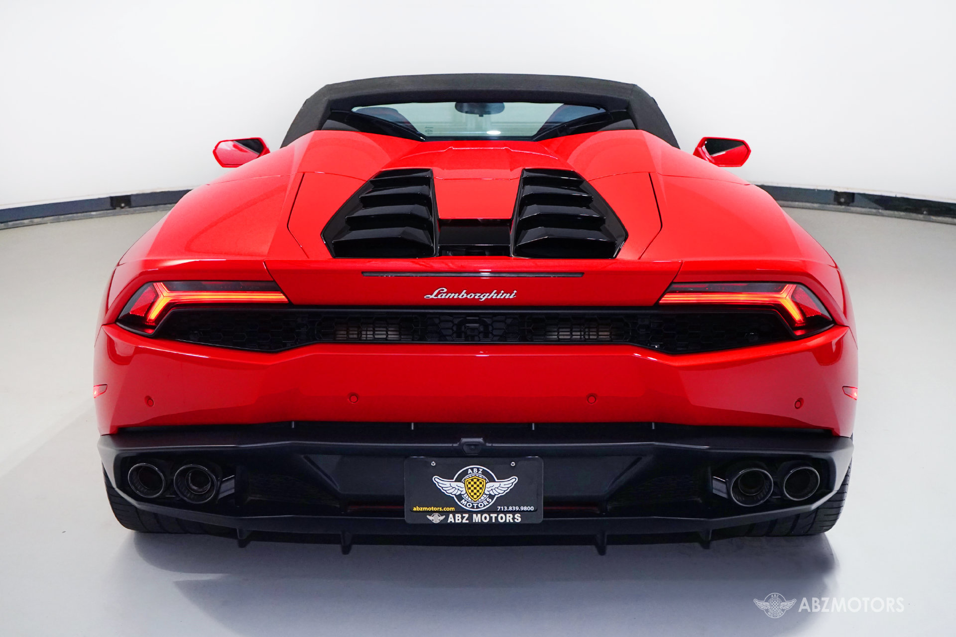 Used 2017 Lamborghini Huracan LP 610-4 AWD/4WD image 8