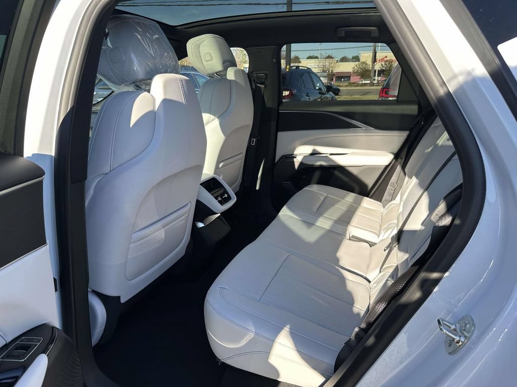 New 2026 Cadillac Lyriq Luxury RWD image 13