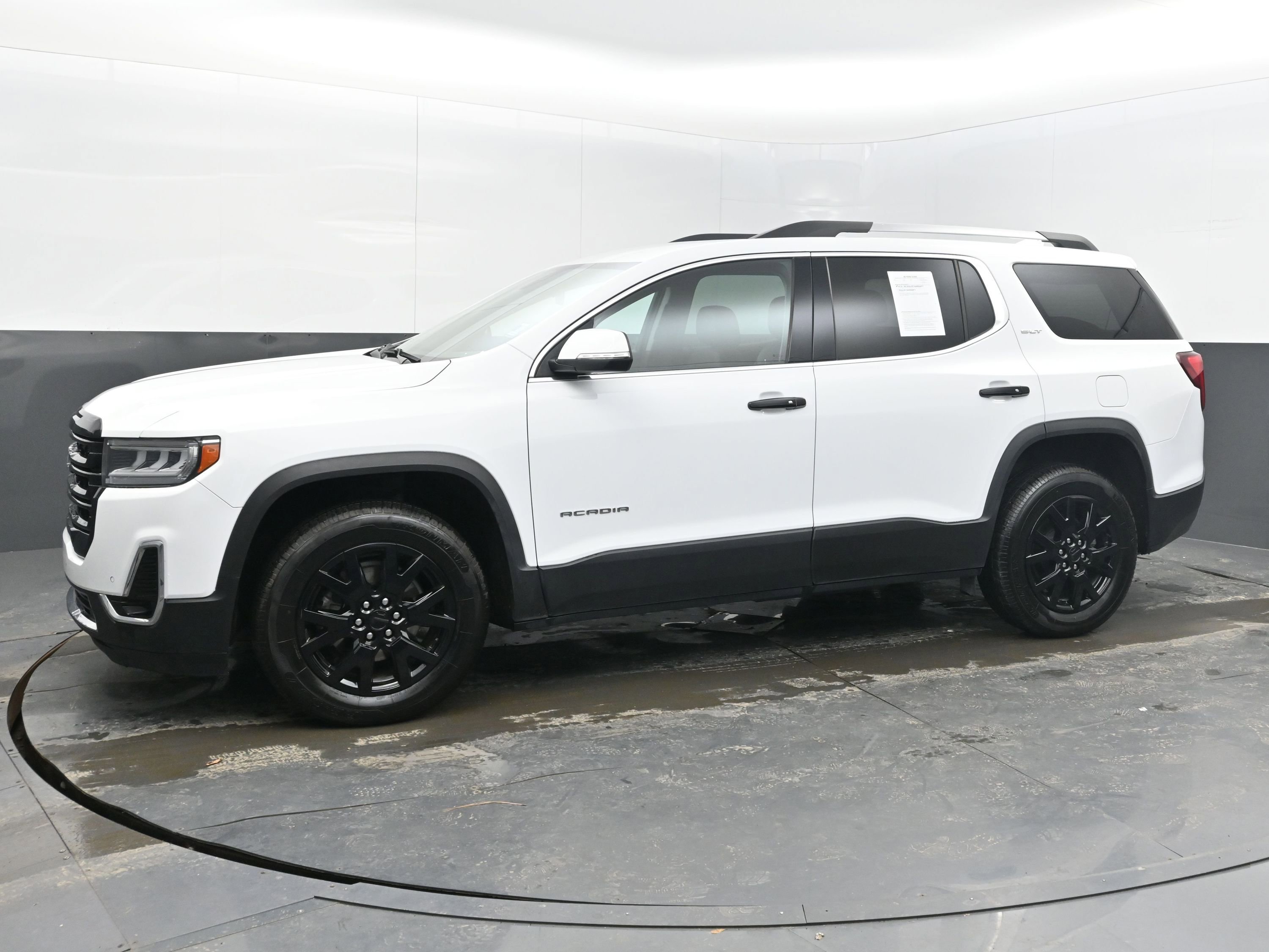 Used 2023 GMC Acadia SLT image 5