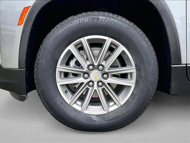 Used 2023 Chevrolet Traverse LT FWD image 10