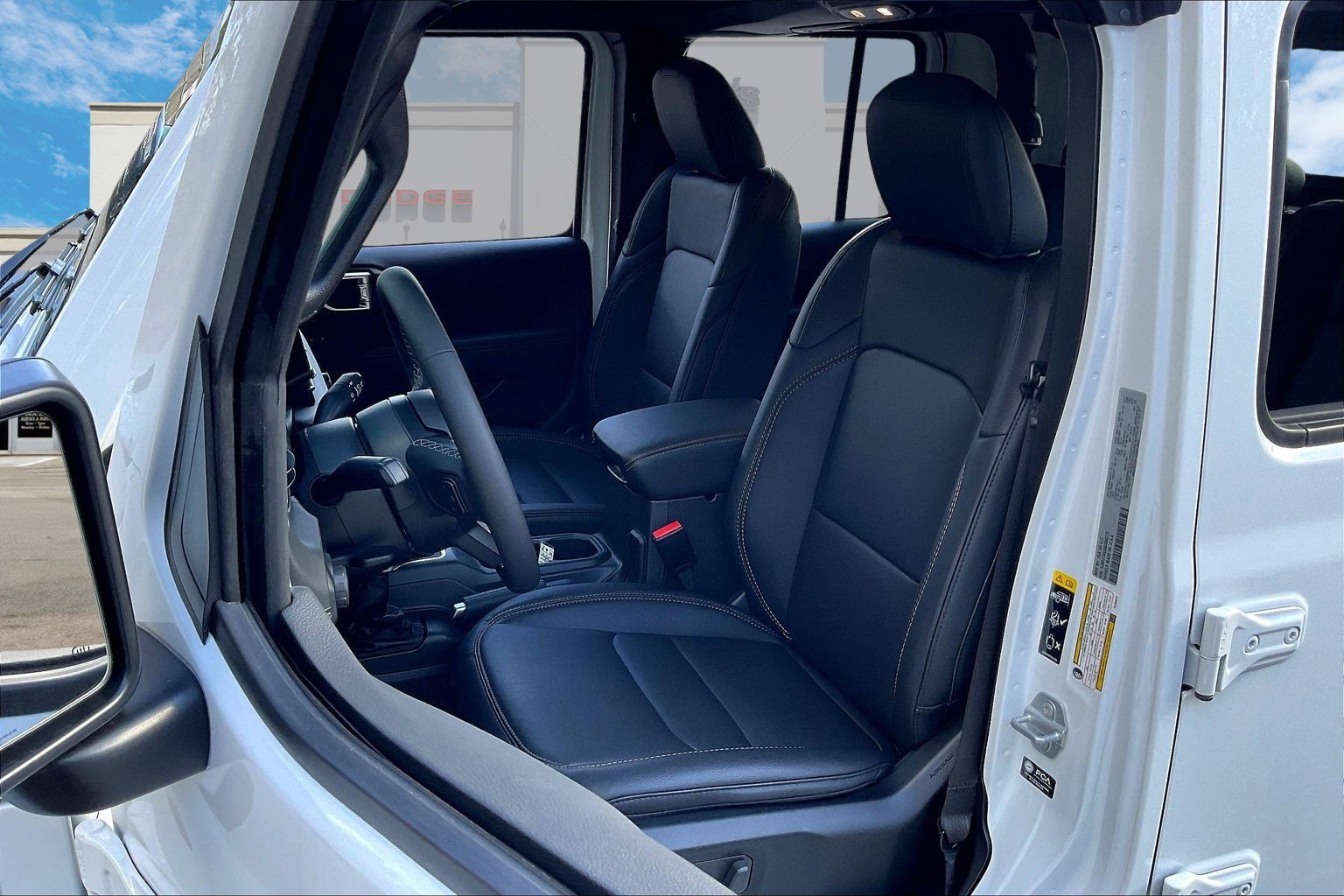 New 2025 Jeep Gladiator Sport image 9