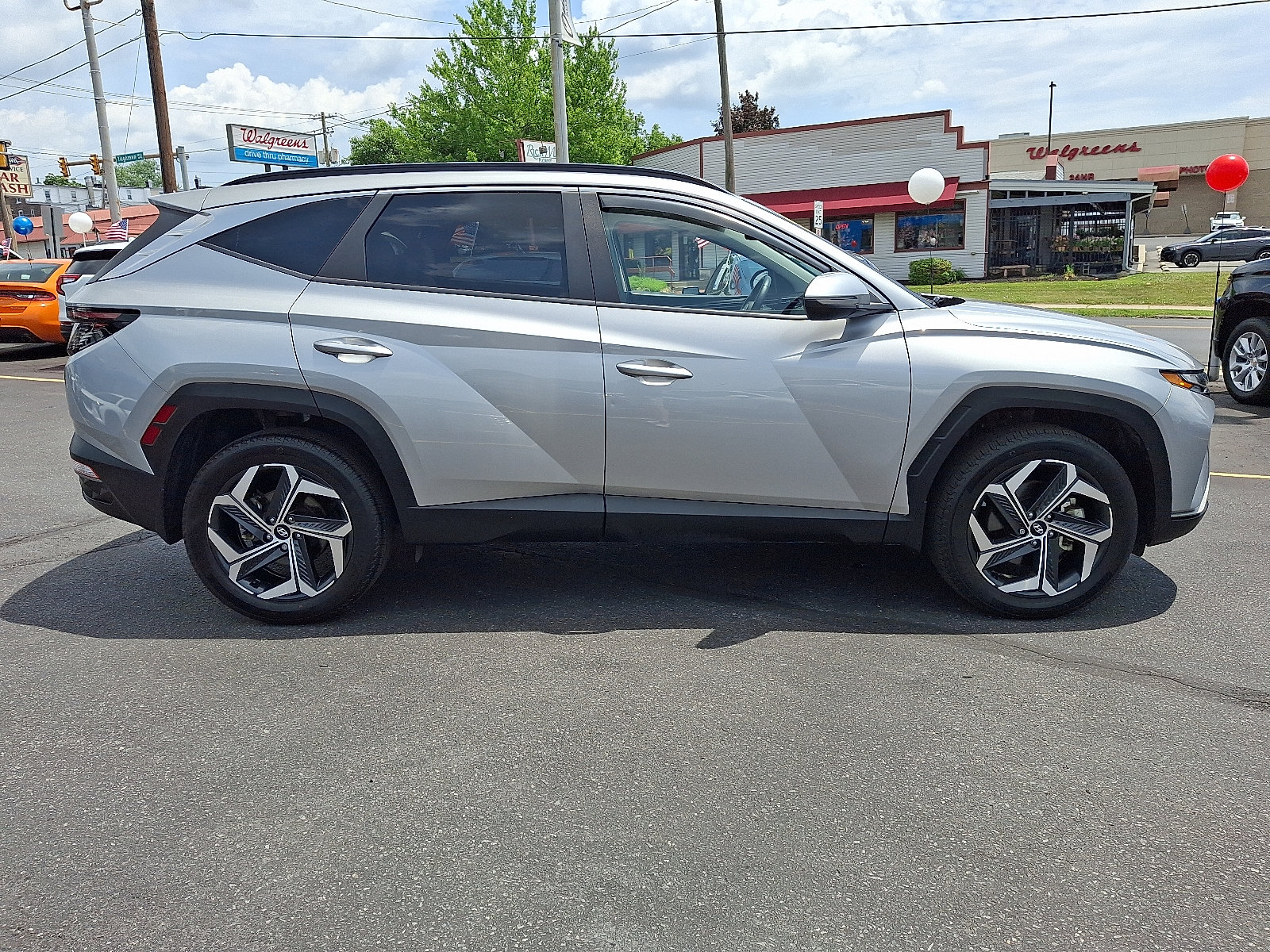 Used 2023 Hyundai Tucson SEL w/ Convenience Package AWD/4WD image 6