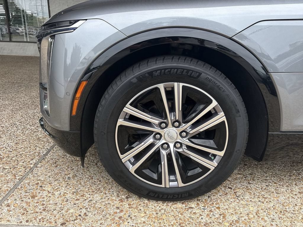 Certified 2023 Cadillac Lyriq 2WD image 34