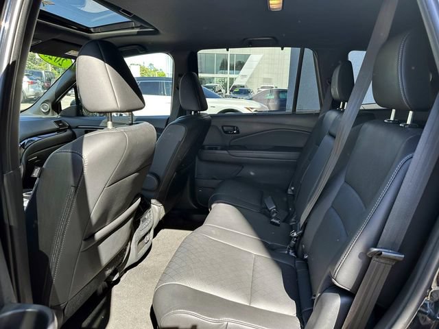 Used 2023 Honda Passport Elite image 9