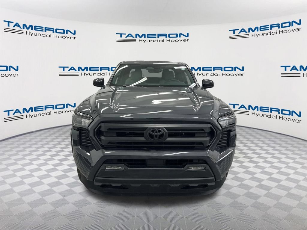 Used 2024 Toyota Tacoma SR5 AWD/4WD image 8