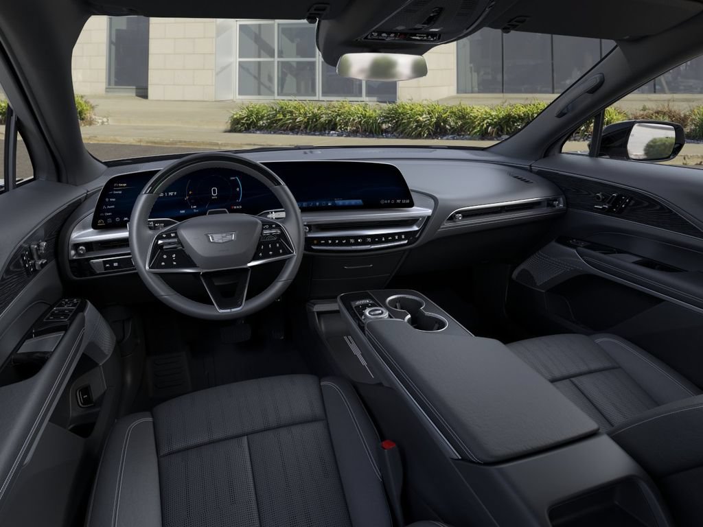 New 2026 Cadillac Lyriq Luxury w/ LPO, Floor Liner Package AWD/4WD image 15