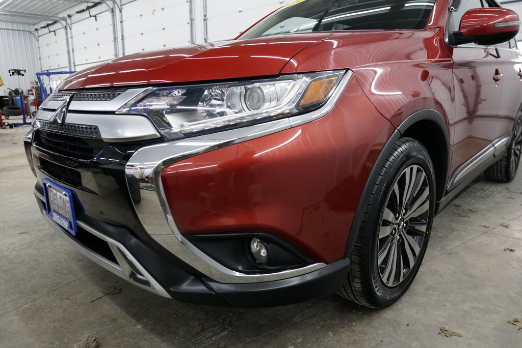 Used 2019 Mitsubishi Outlander SEL AWD/4WD image 6