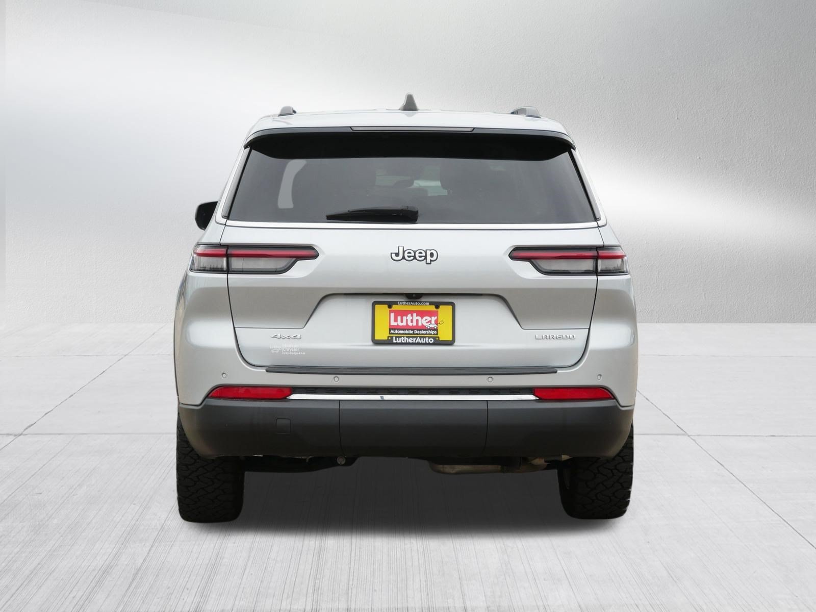 Used 2023 Jeep Grand Cherokee L Laredo AWD/4WD image 6